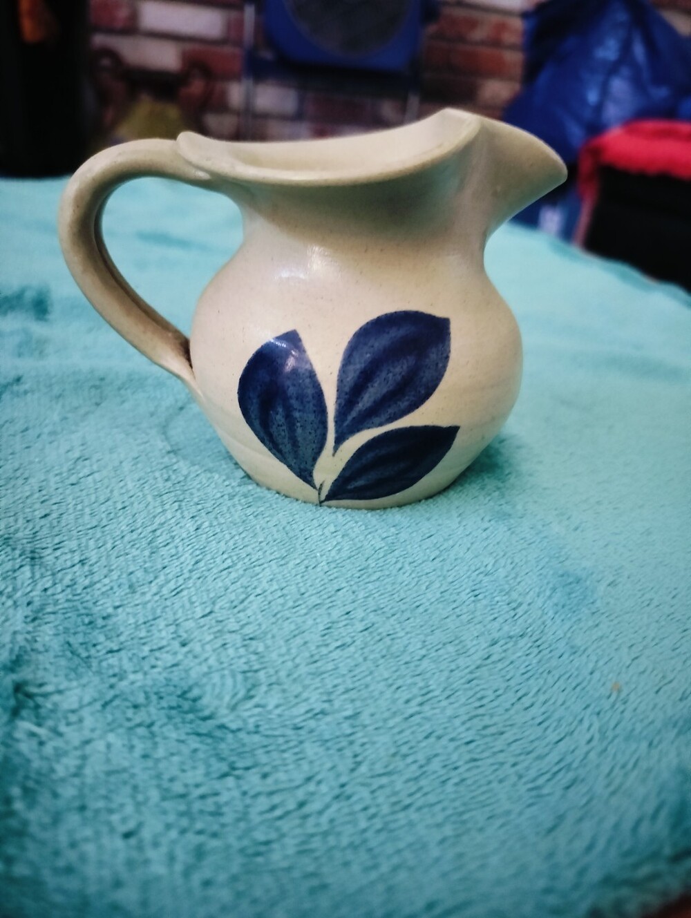 Vintage Williamsburg Pottery Salt Glaze Creamer Cobalt Blue Leaf Stoneware